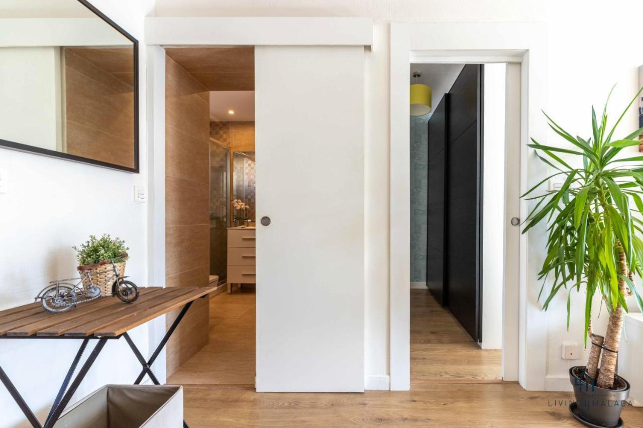 Apartamento En La Playa En Paseo Maritimo Málaga Kültér fotó